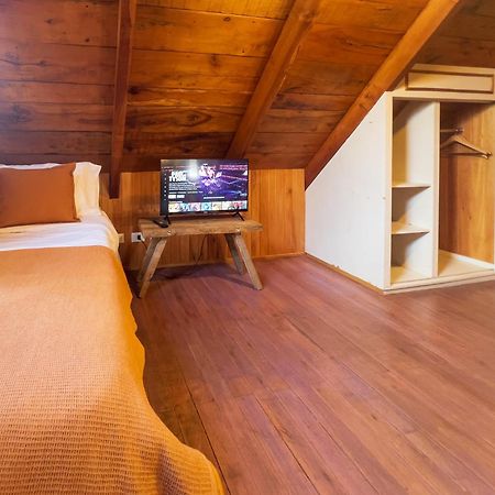 Wesley House Hosteria Boutique San Martín de los Andes Eksteriør bilde